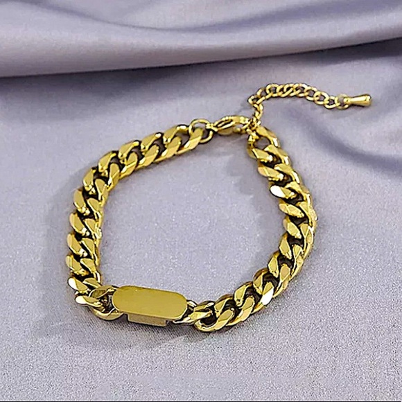 Stainless Steel Gold Cuban Chain Link Bracelet - Picture 7 of 9
